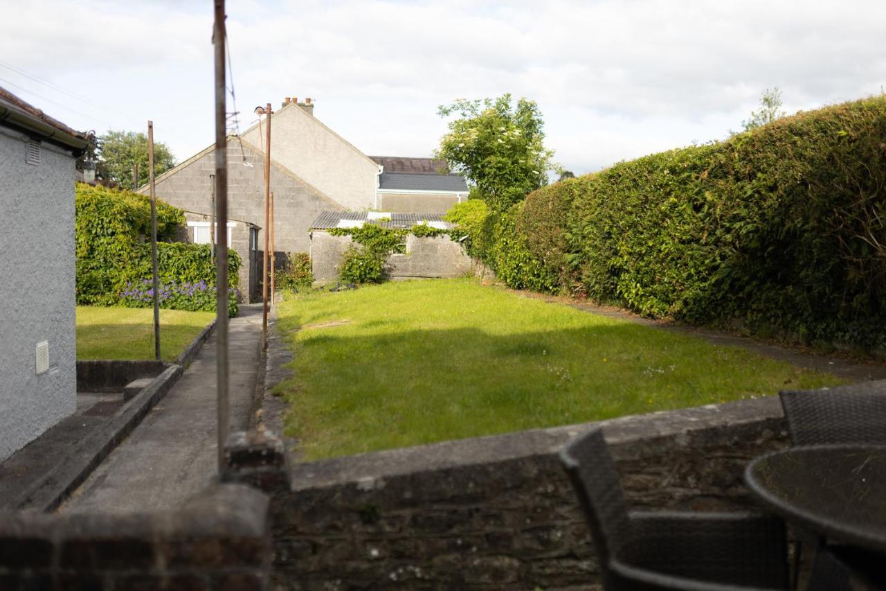 Towy Snug Vila Llandeilo Exterior foto